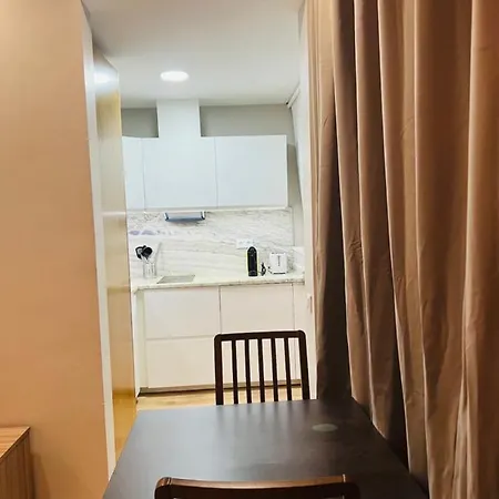 Sociedade Farmaceutica Homestay Lisbon