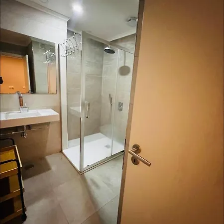 Sociedade Farmaceutica Rum i privatbostad *