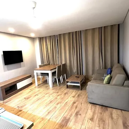 Sociedade Farmaceutica *