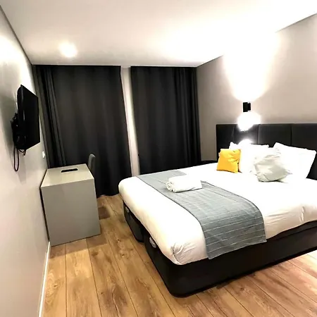 Sociedade Farmaceutica * Lisboa