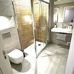 Sociedade Farmaceutica Homestay szállás *