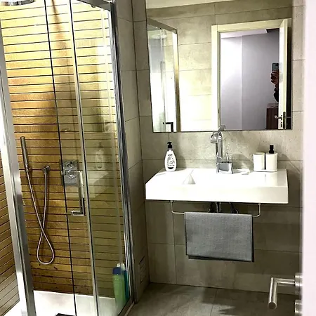 Sociedade Farmaceutica Ubytování v soukromí *